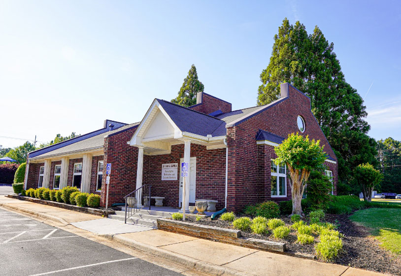 outside view of Conyers, GA dental office Conyers Family Dentist